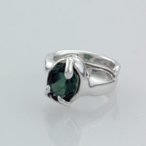 Sterling Silver Ring with Green Quartz The Flow 1b