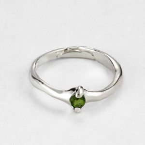 Peridot2 3mm ring 1b