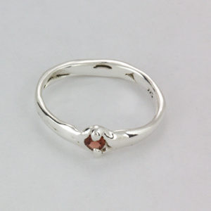 Pink Tourmaline 3mm ring 1c